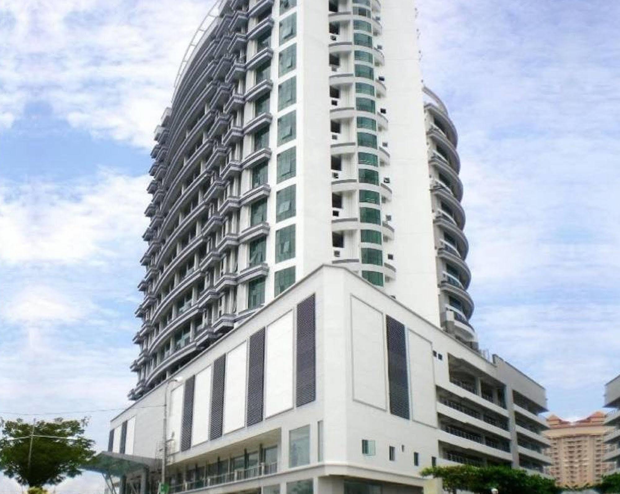 The Ceo Duplex Soho Suite Bayan Lepas Eksteriør bilde